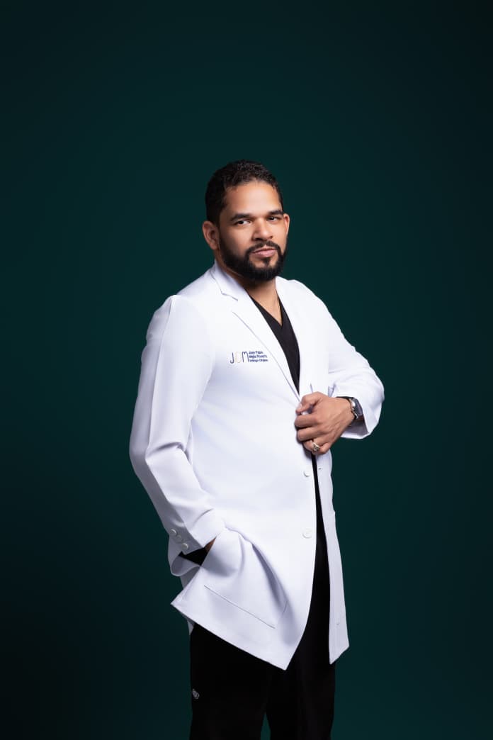 Dr. Juan Pablo Mejía Rosario — Especialista en Urología